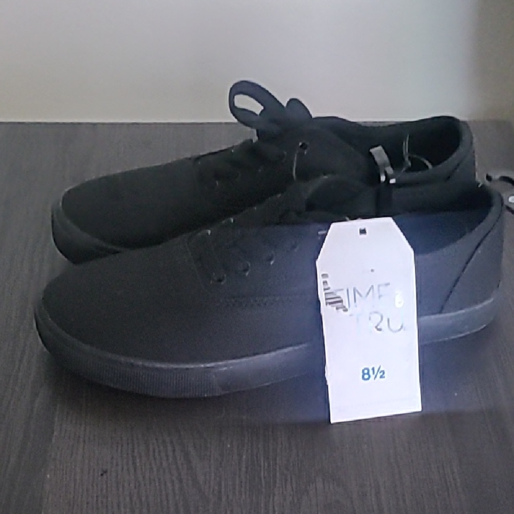 Time and Tru Men's Black Casual Canvas Sneakers